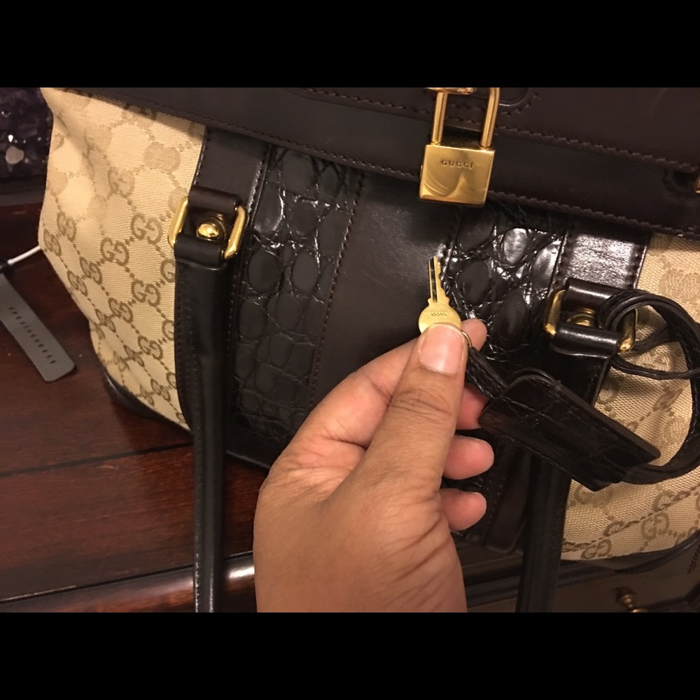 Authentic Gucci Bag - Picture 7 of 8